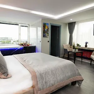  Otel Aura Marina